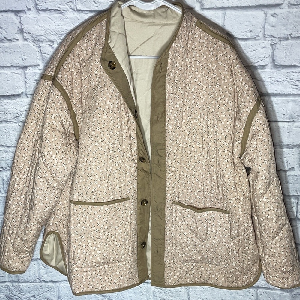 BLANK NYC Reversible Quilted Puffy Jacket Button Coat Cream Neutral Floral Print - Picture 9 of 11